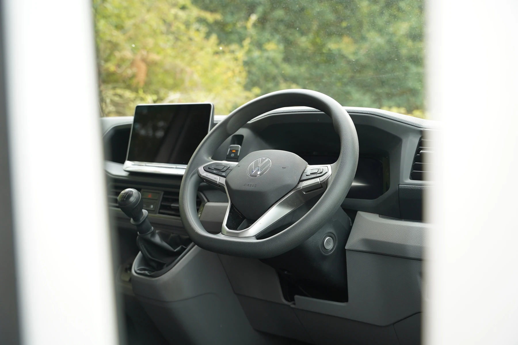 Volkswagen-Crafter-image-21