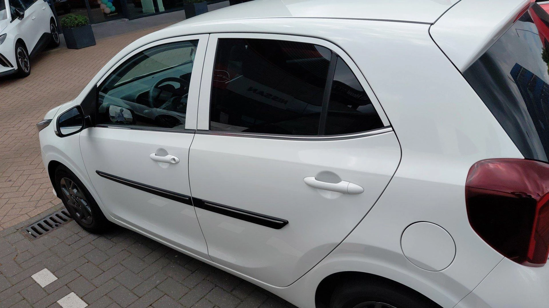 Kia-Picanto-image-7