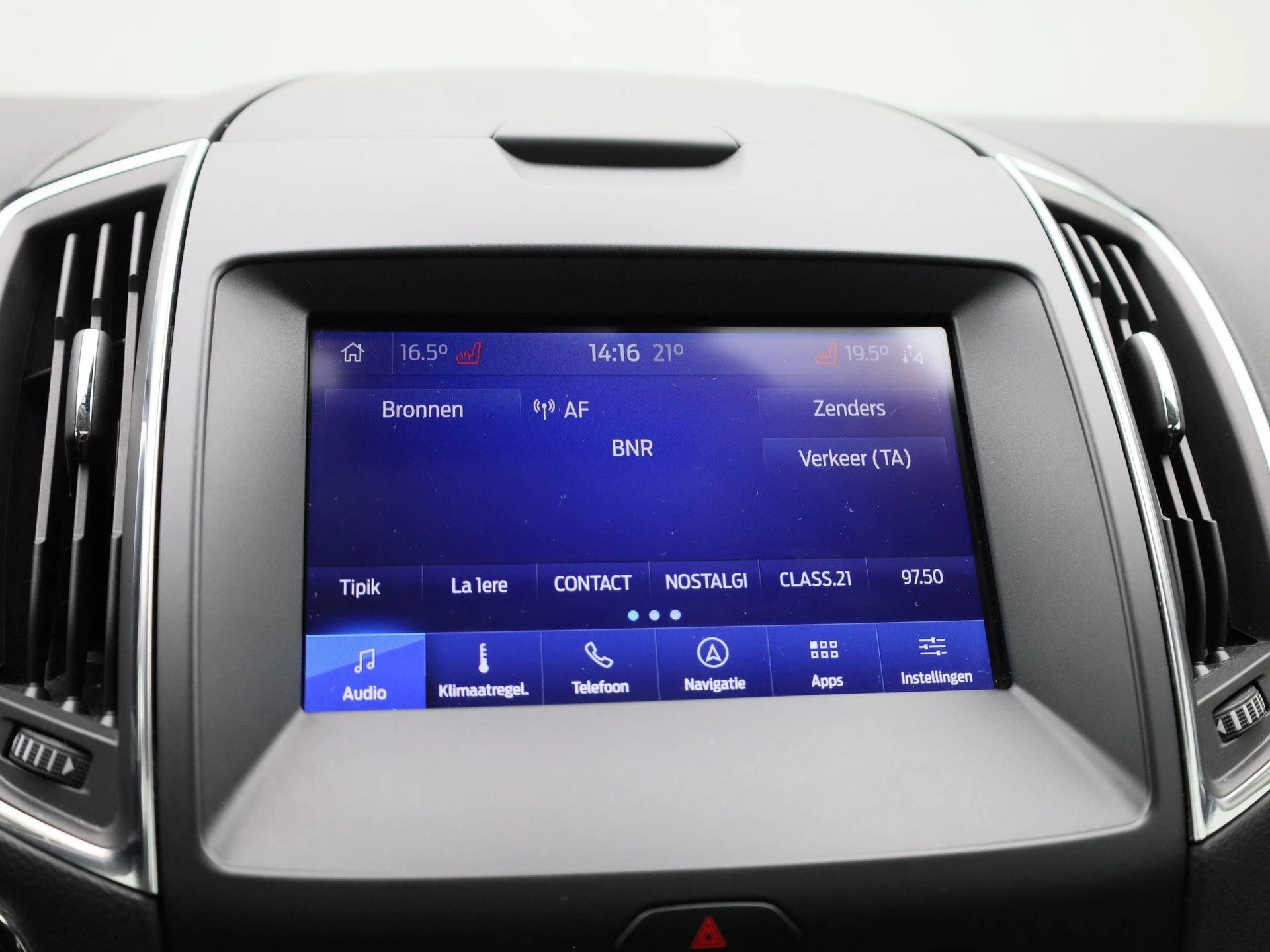 Ford-S-Max-image-21