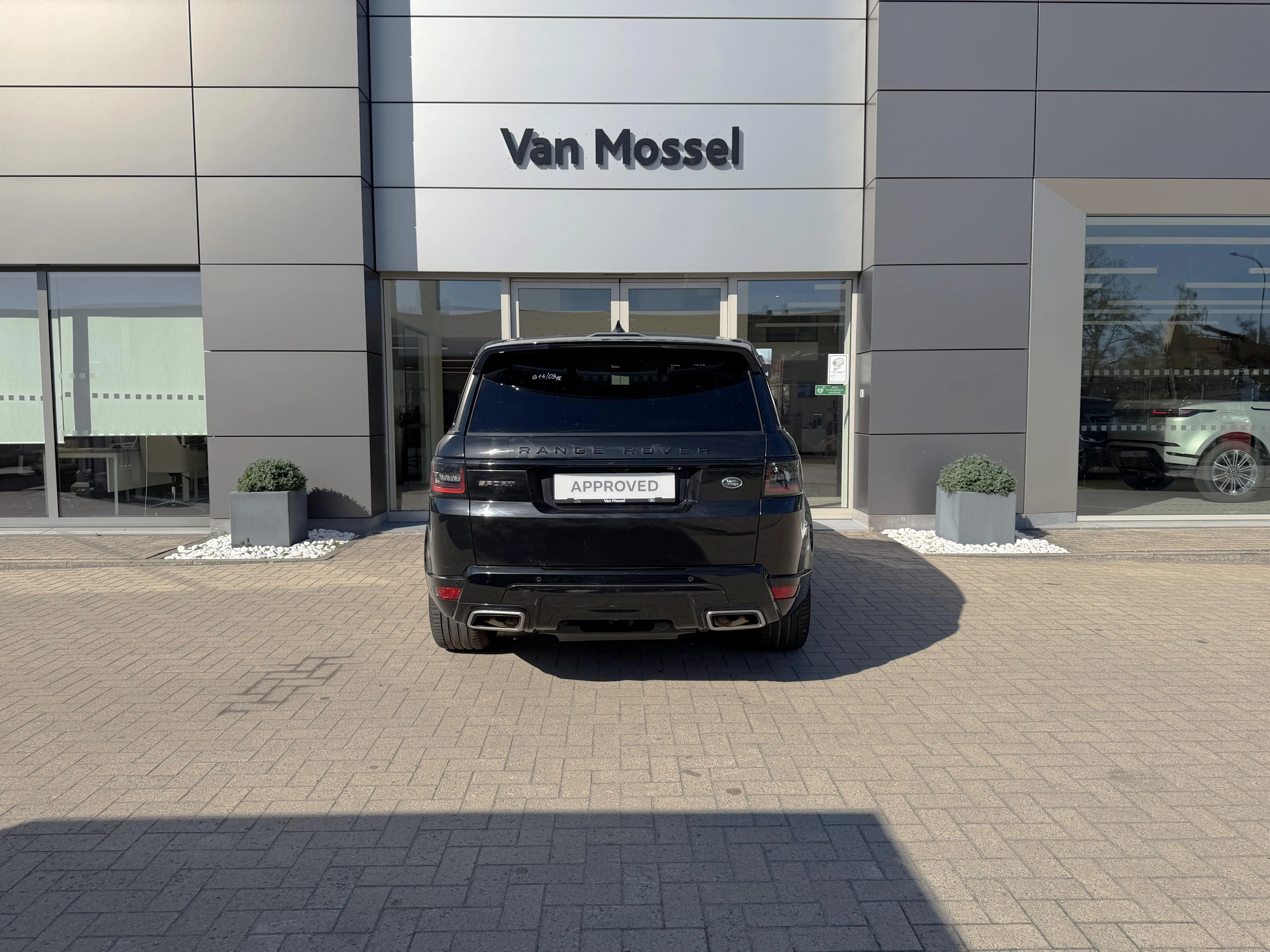 Land Rover Range Rover Sport P400e HSE Dynamic