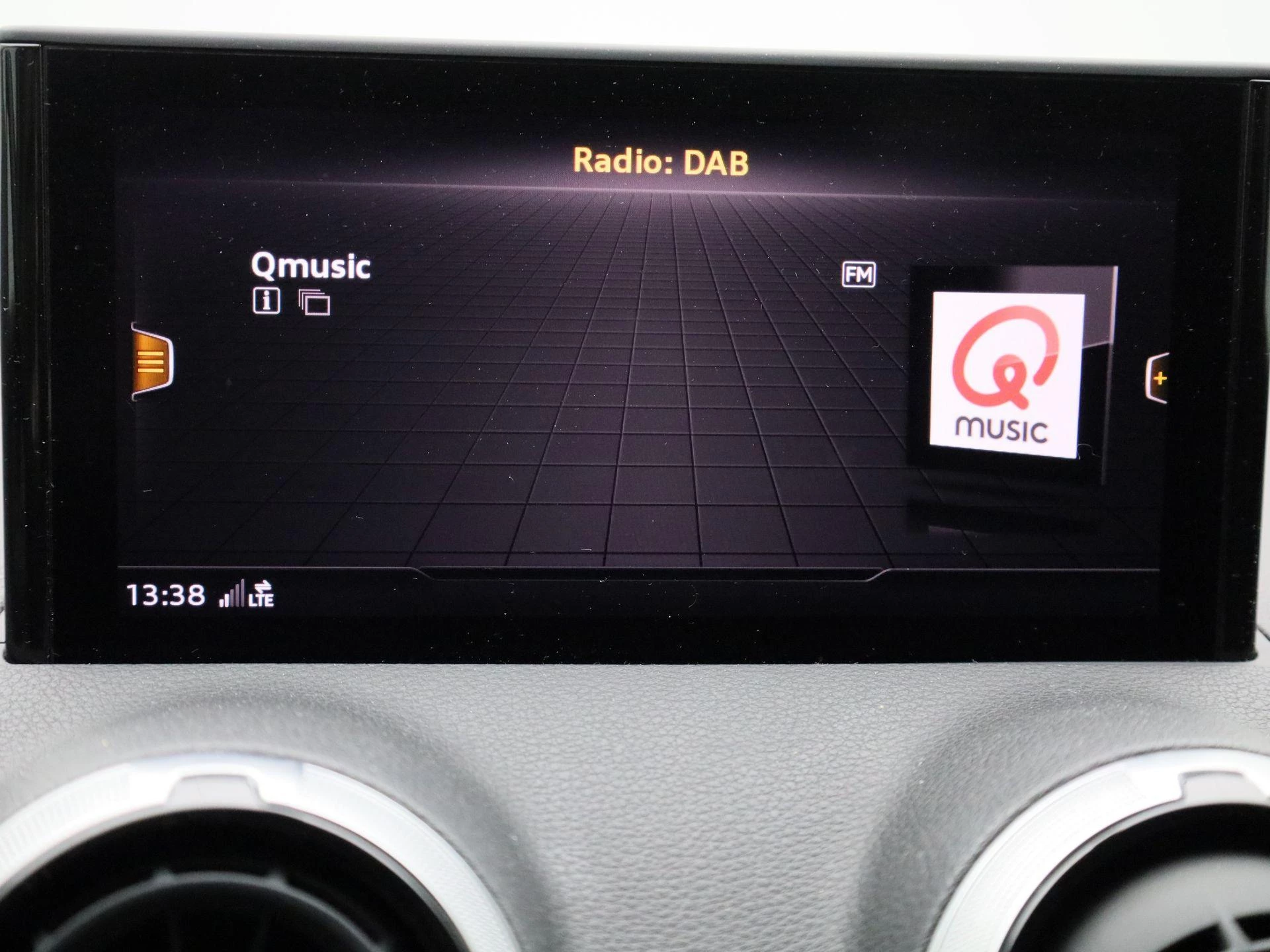 Audi-Q2-image-17