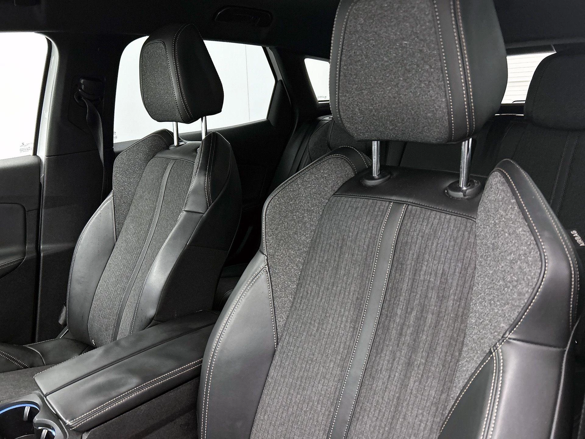 Peugeot-3008-image-11