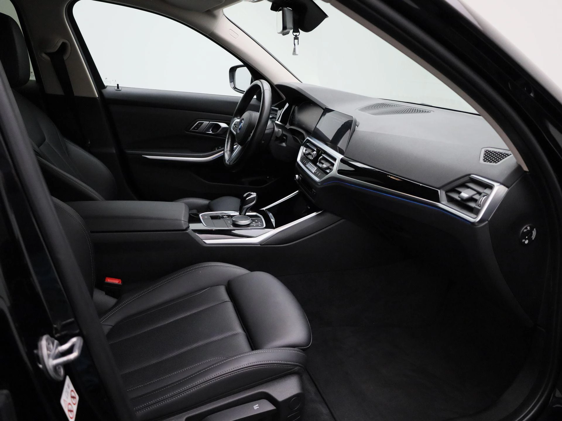 BMW-3 Serie-image-33