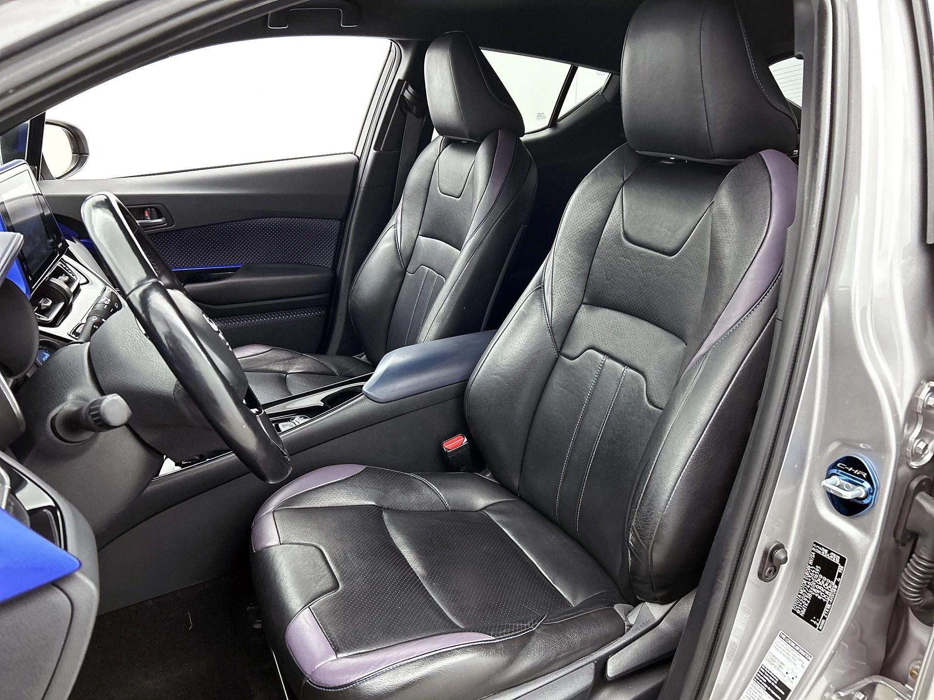 Toyota-C-HR-image-37