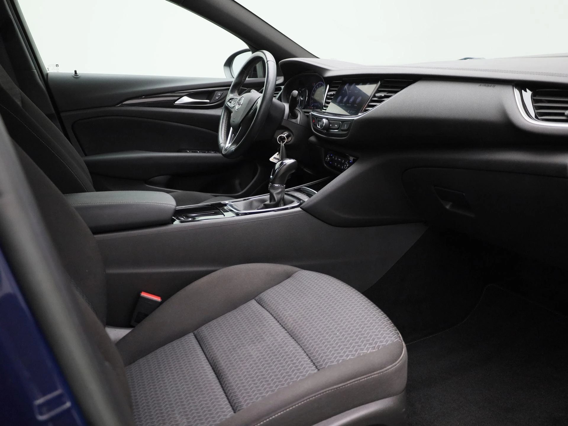 Opel-Insignia-image-35