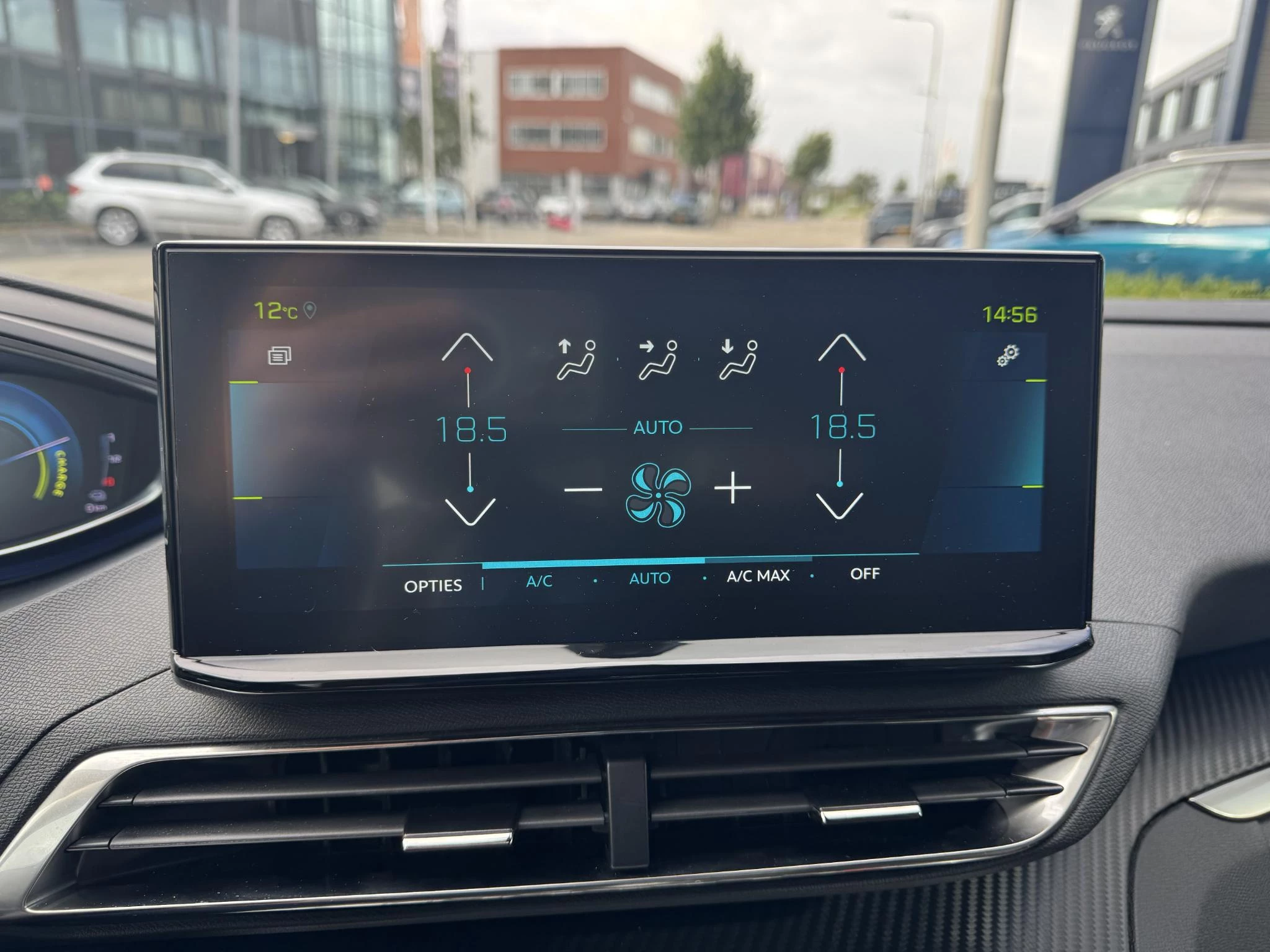 Peugeot-3008-image-20