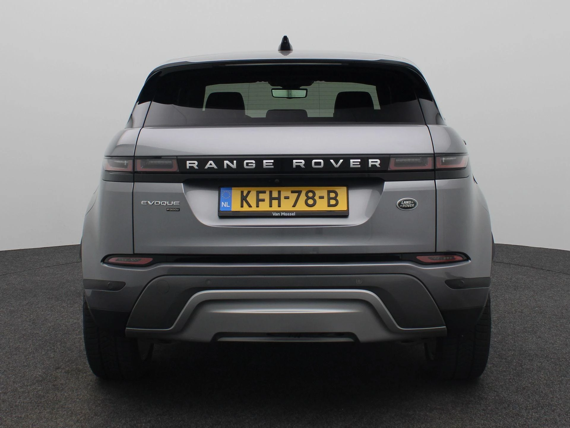 Land Rover-Range Rover Evoque-image-4