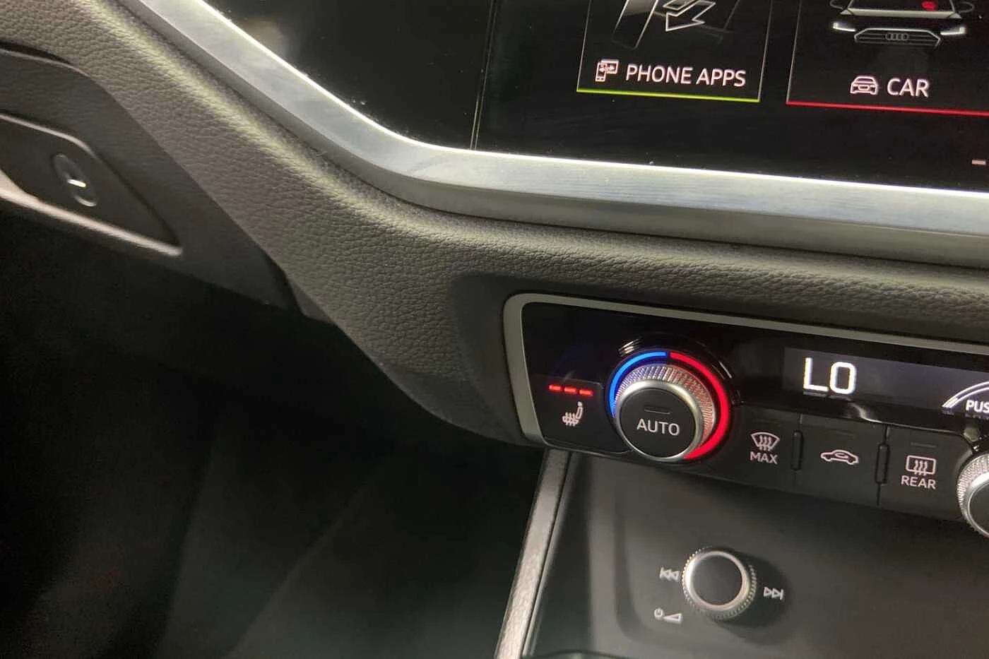 Audi-Q3-image-18