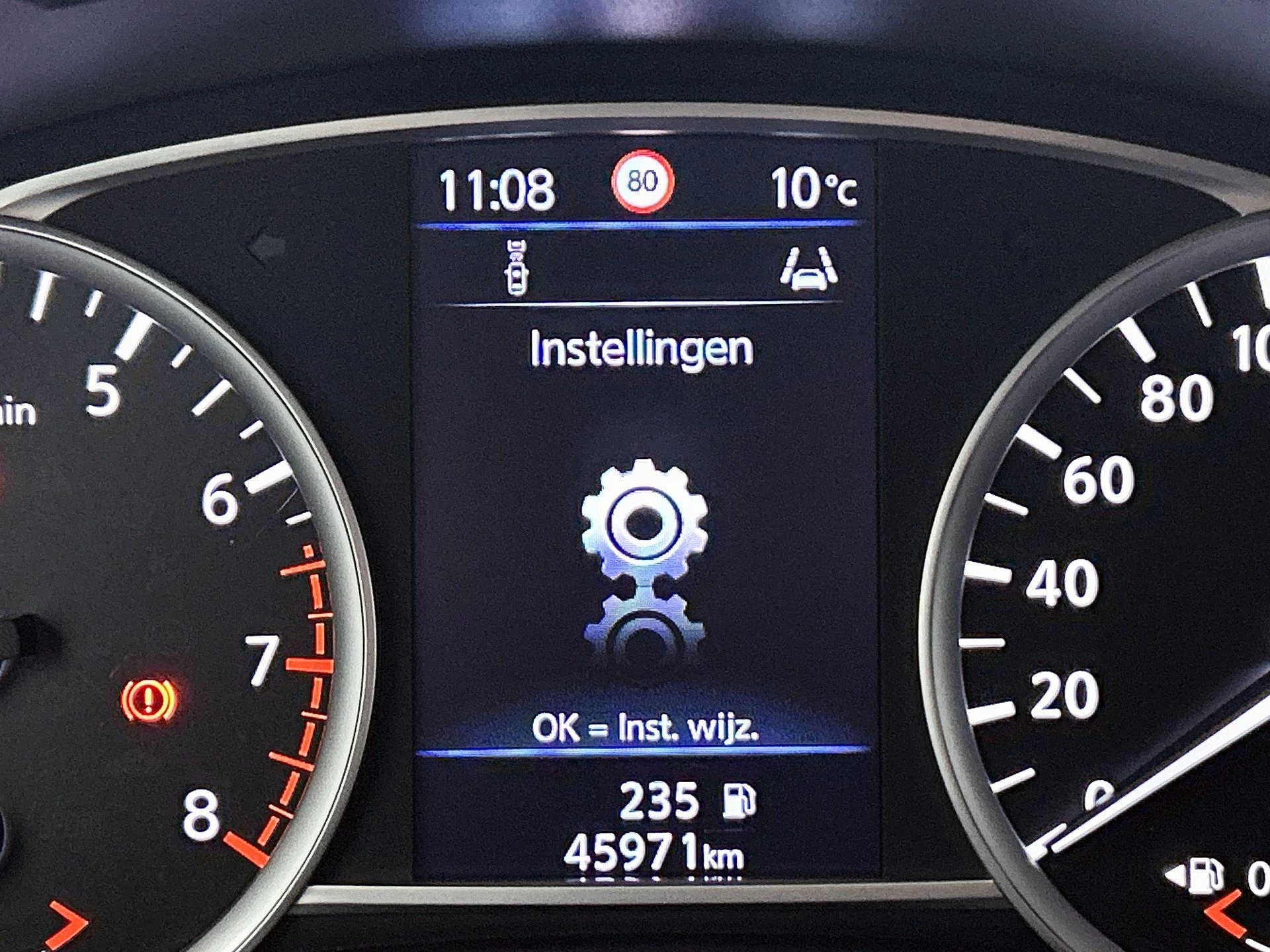 Nissan-Micra-image-7