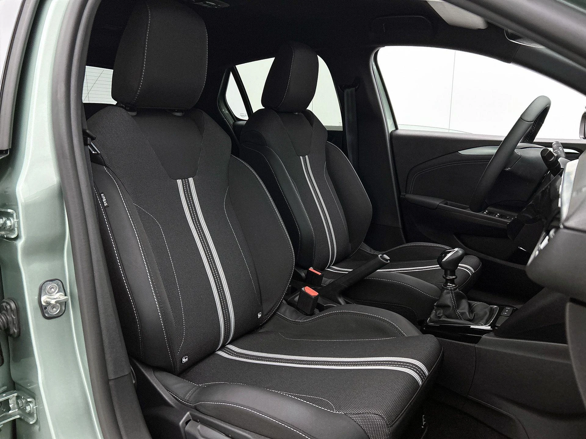 Opel-Corsa-image-37