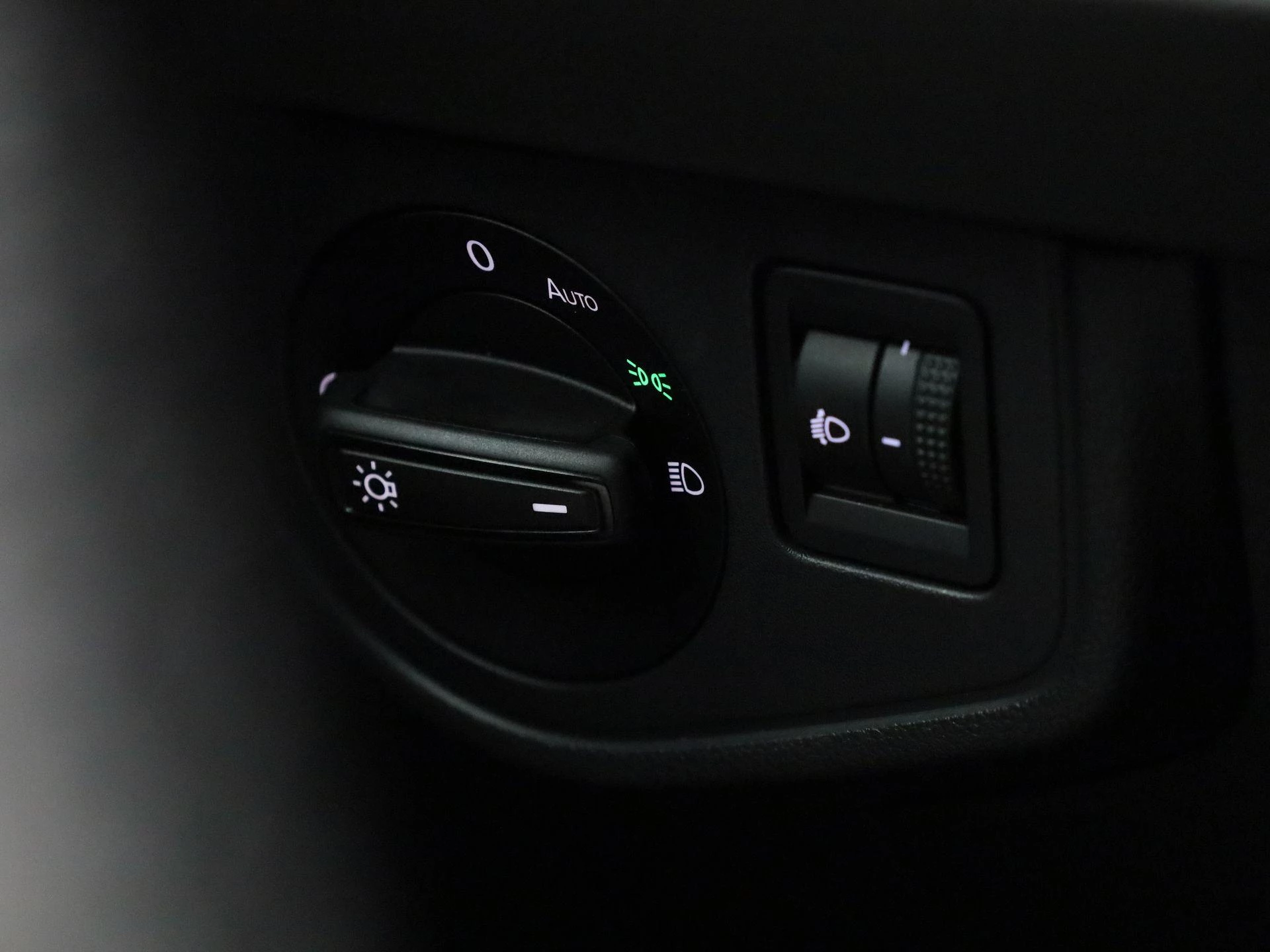 Volkswagen-Taigo-image-21