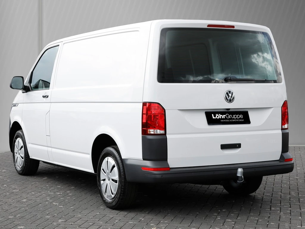 Volkswagen-Transporter-image-3
