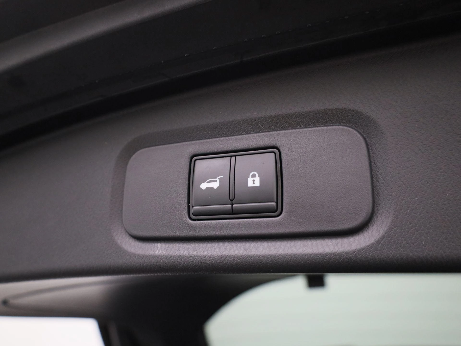 Nissan-QASHQAI-image-13