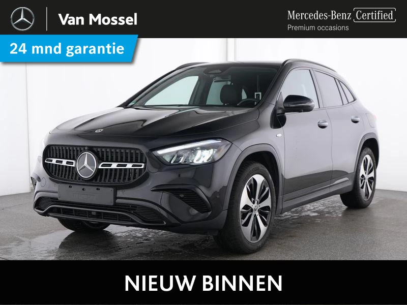Mercedes-Benz-GLA-image-0