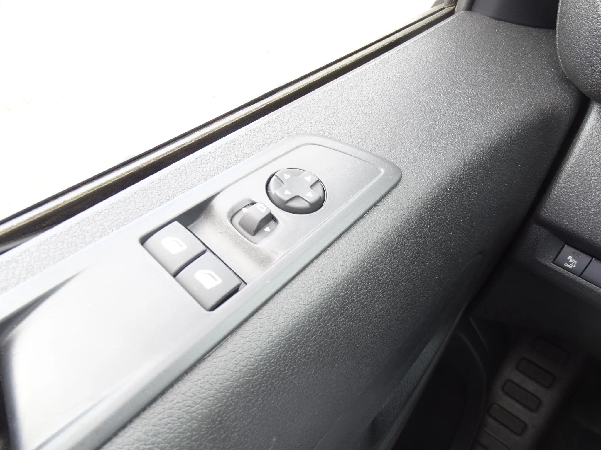 Opel Vivaro 2.0 Turbo 106kW Edition L3H1