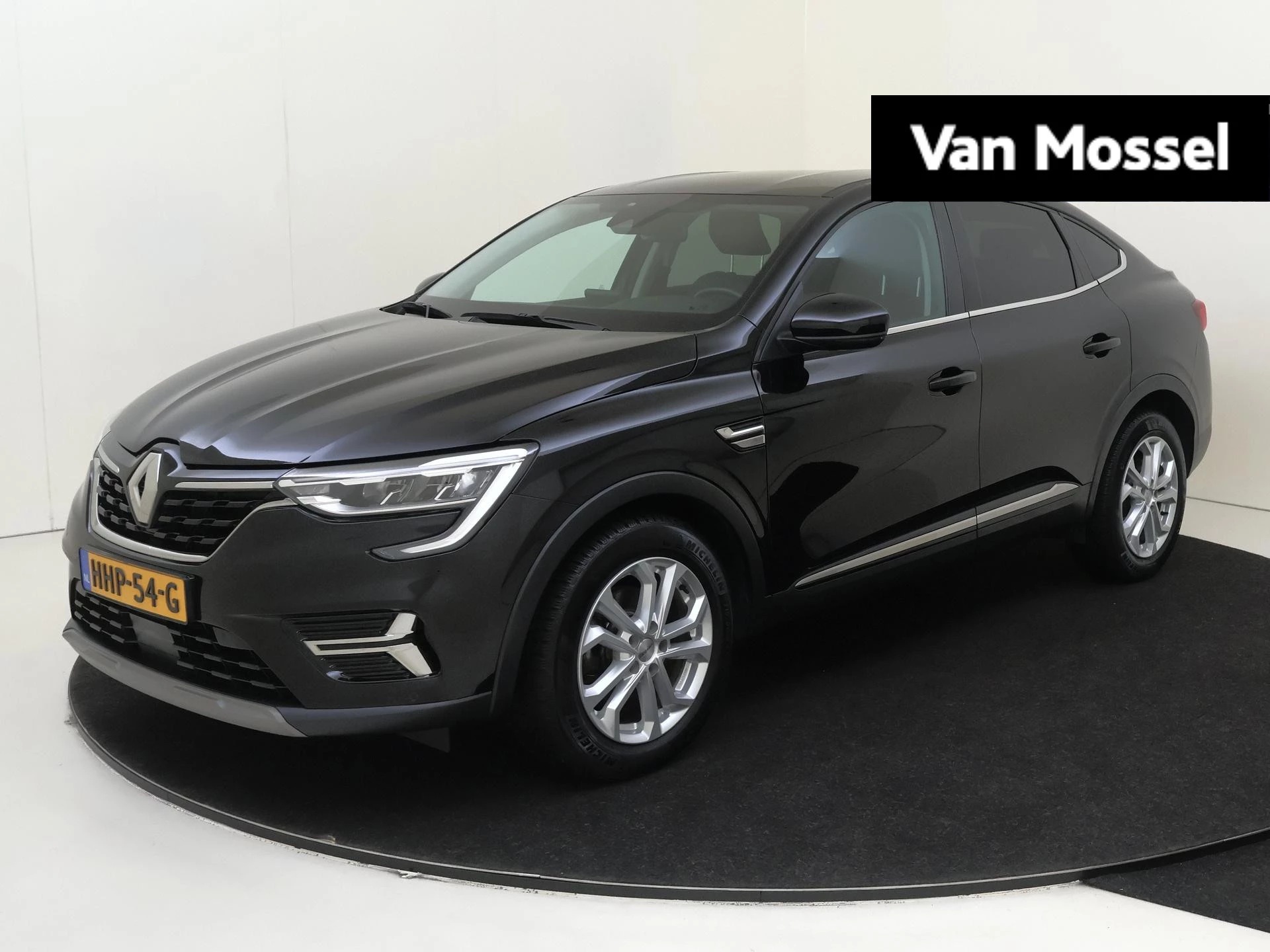 Renault-Arkana-image-0