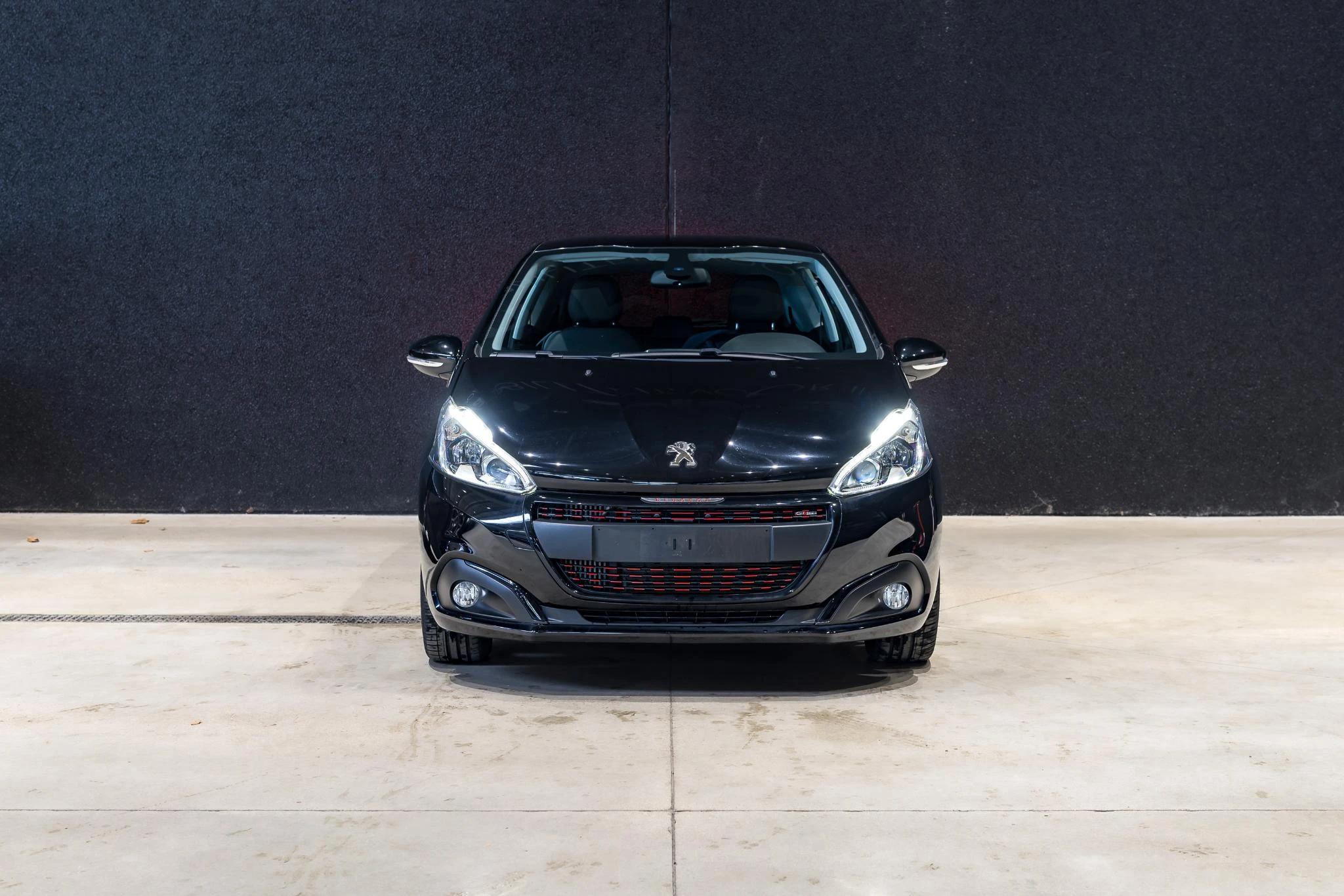 Peugeot-208-image-1