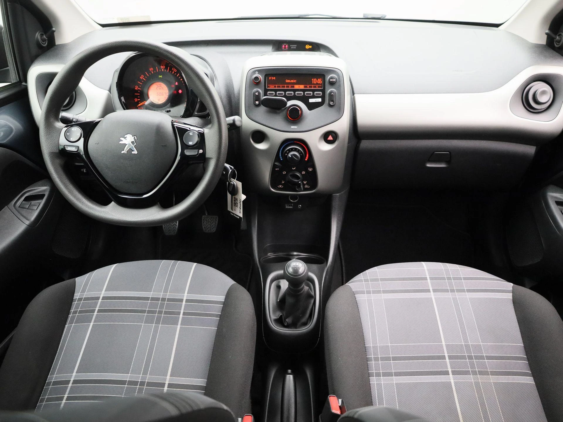 Peugeot-108-image-8