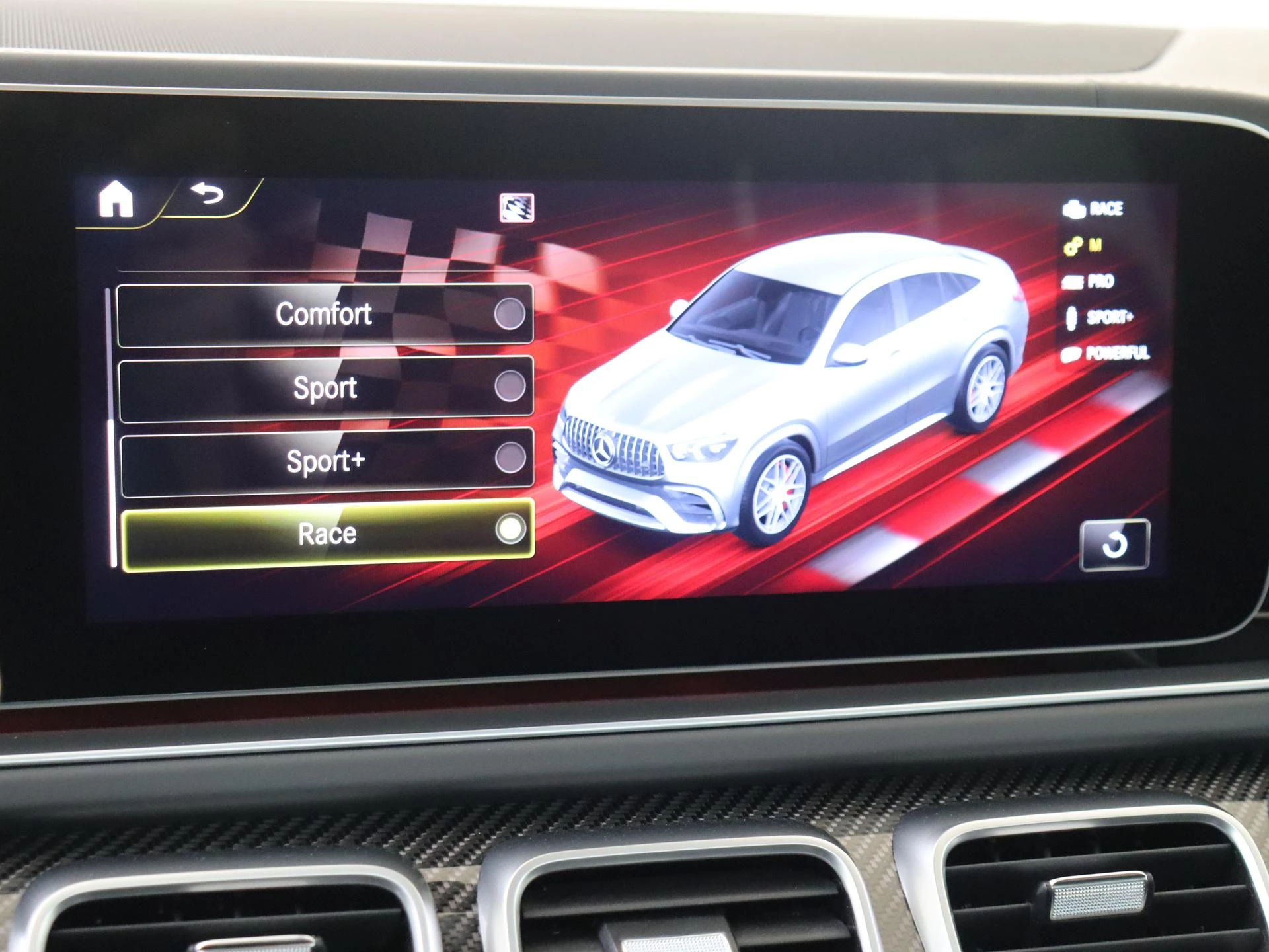 Mercedes-Benz-GLE-image-26