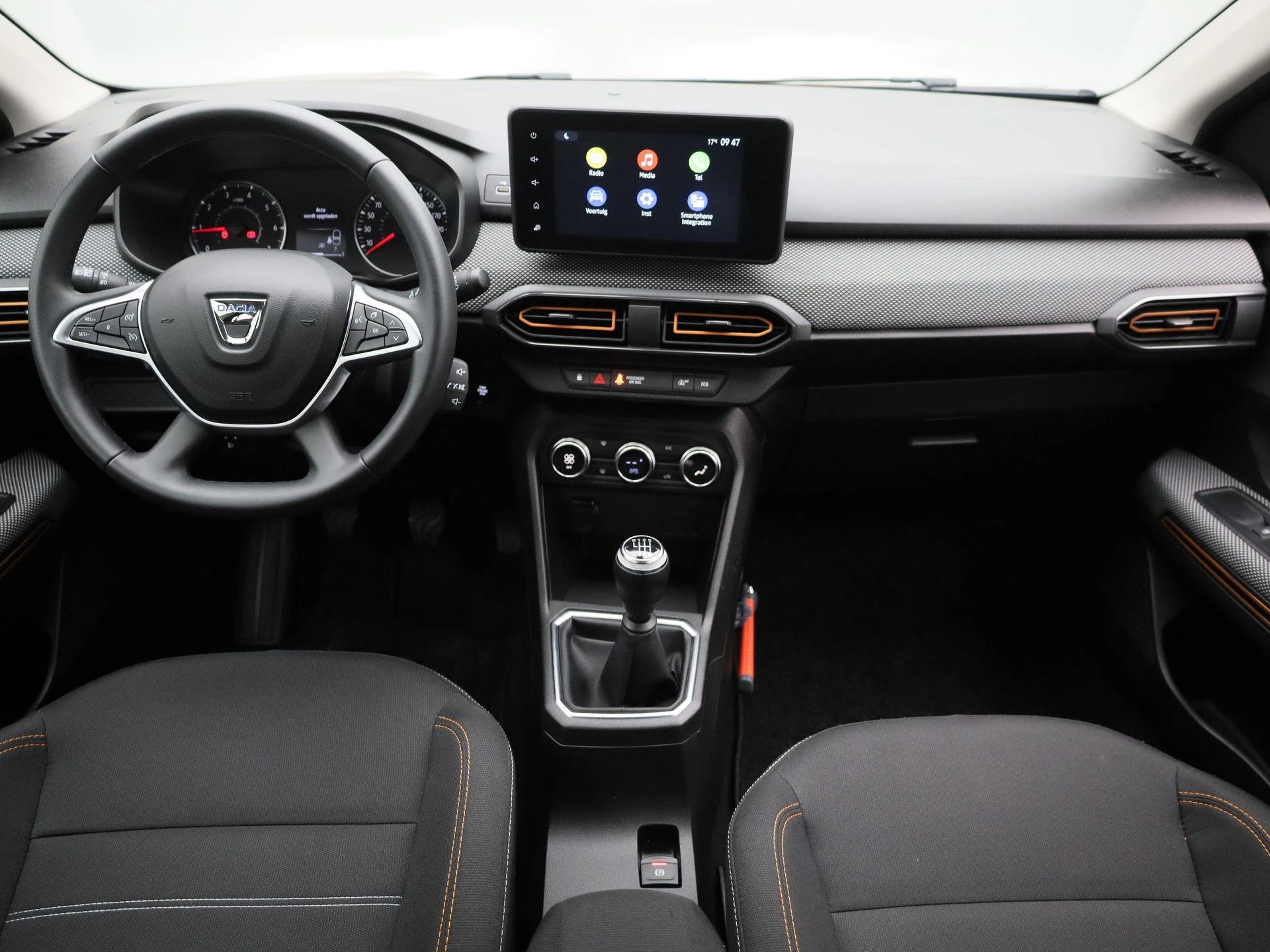 Dacia-Sandero Stepway-image-7