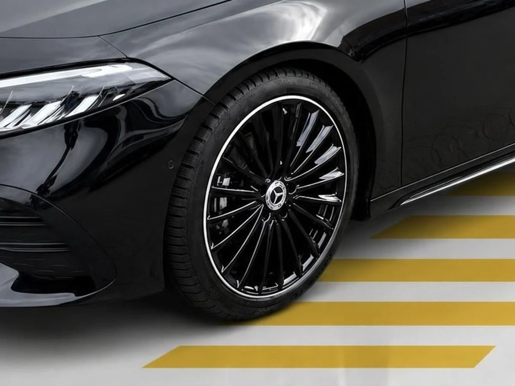 Mercedes-Benz-A-Klasse 200-image-5