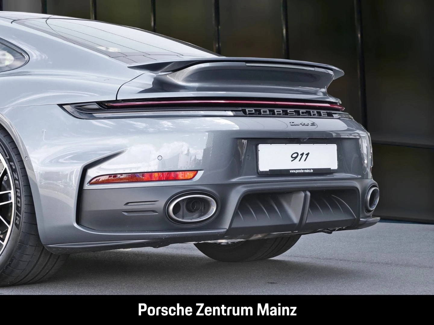 Porsche-911-image-10
