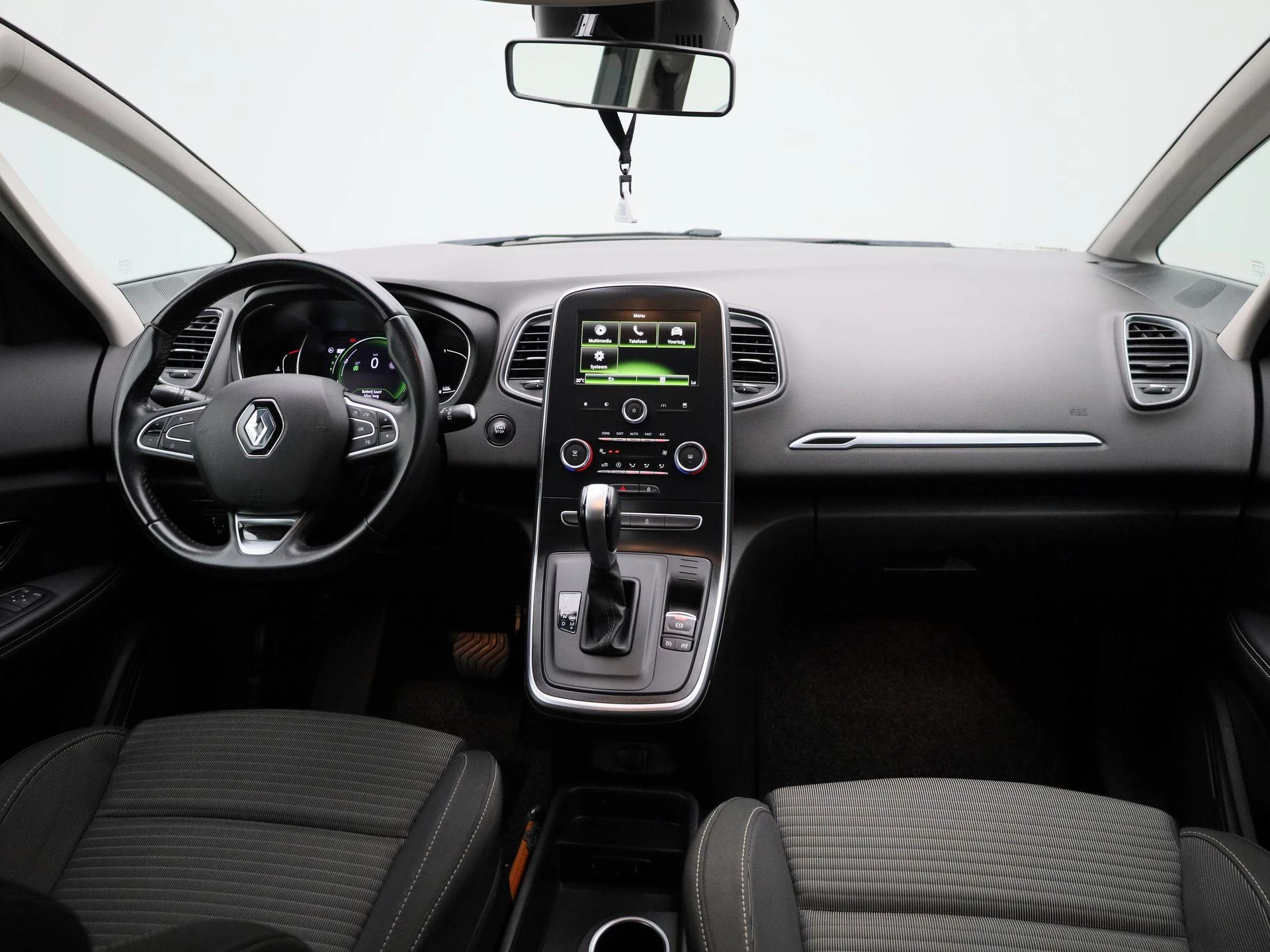Renault-Scénic-image-31