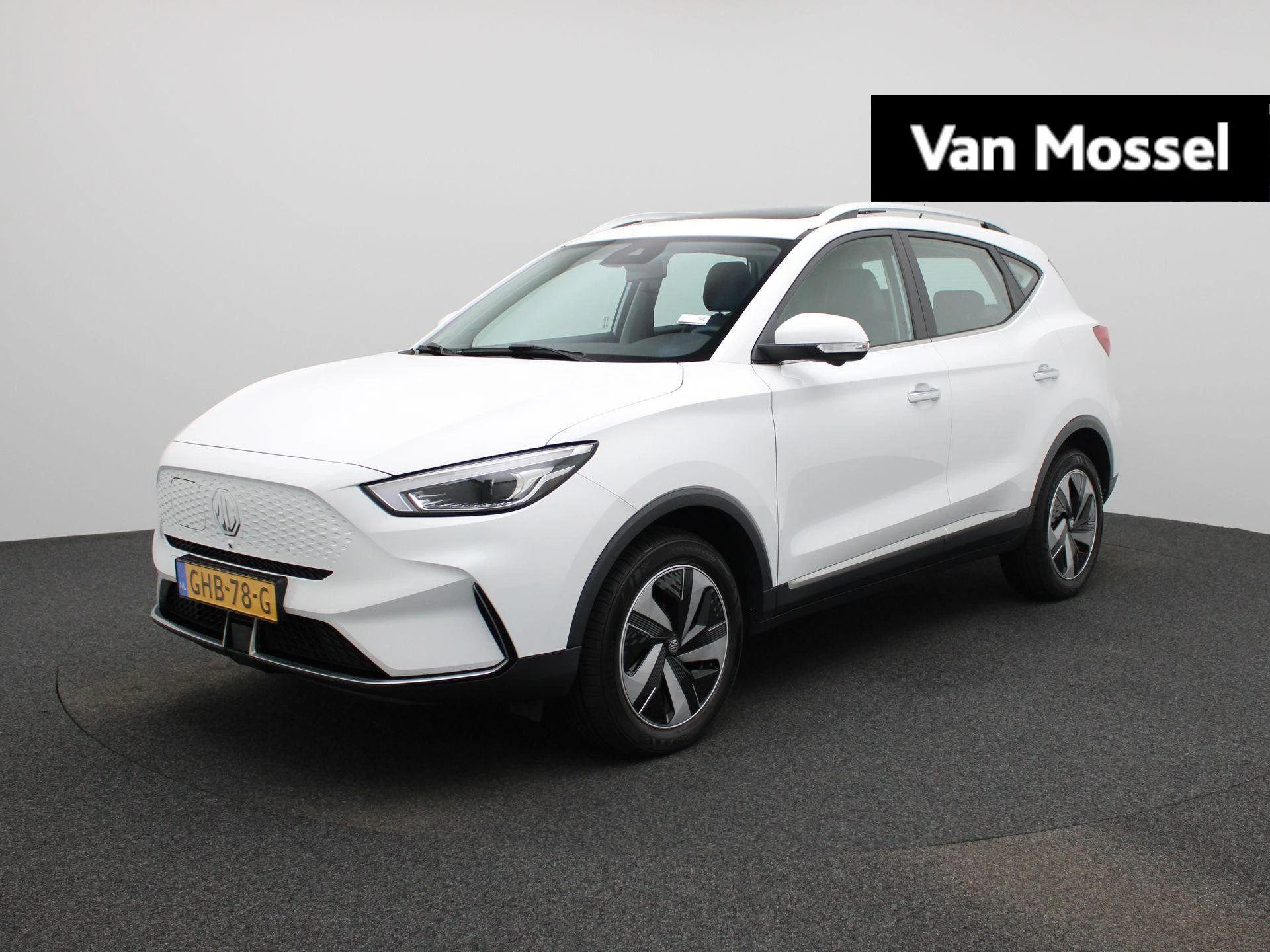 MG-ZS EV-image-0