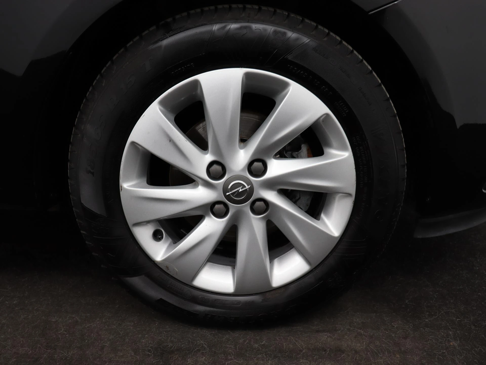 Opel-Corsa-image-9