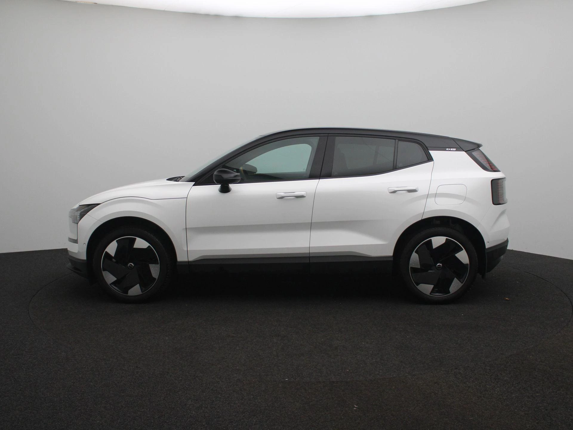 Volvo EX30 Single Motor Extended Range Ultra 69 kWh