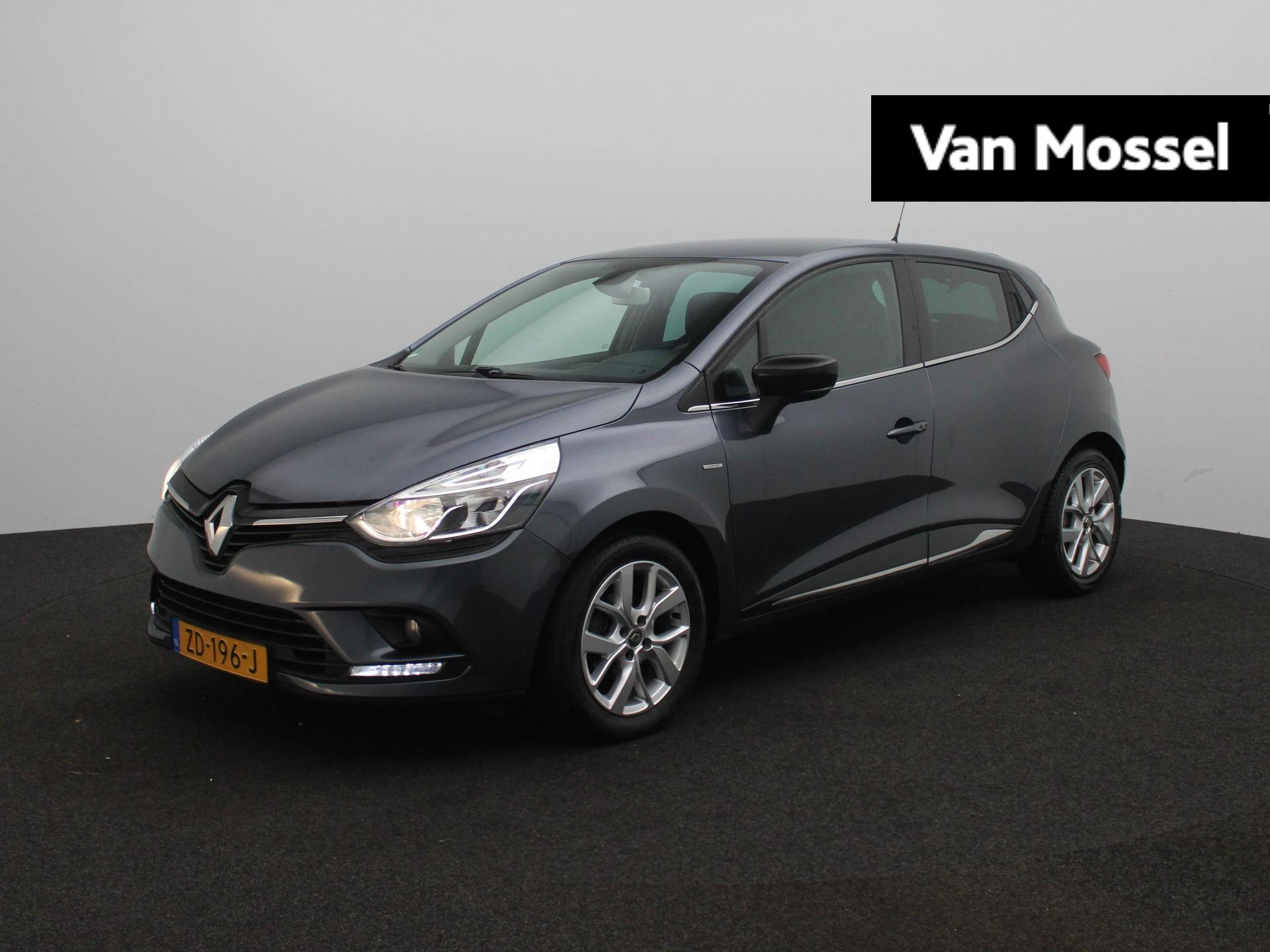 Renault-Clio-image-0