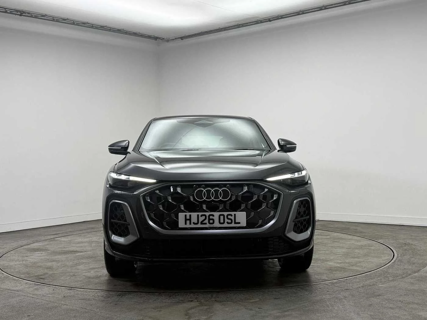 Audi-Q5-image-1