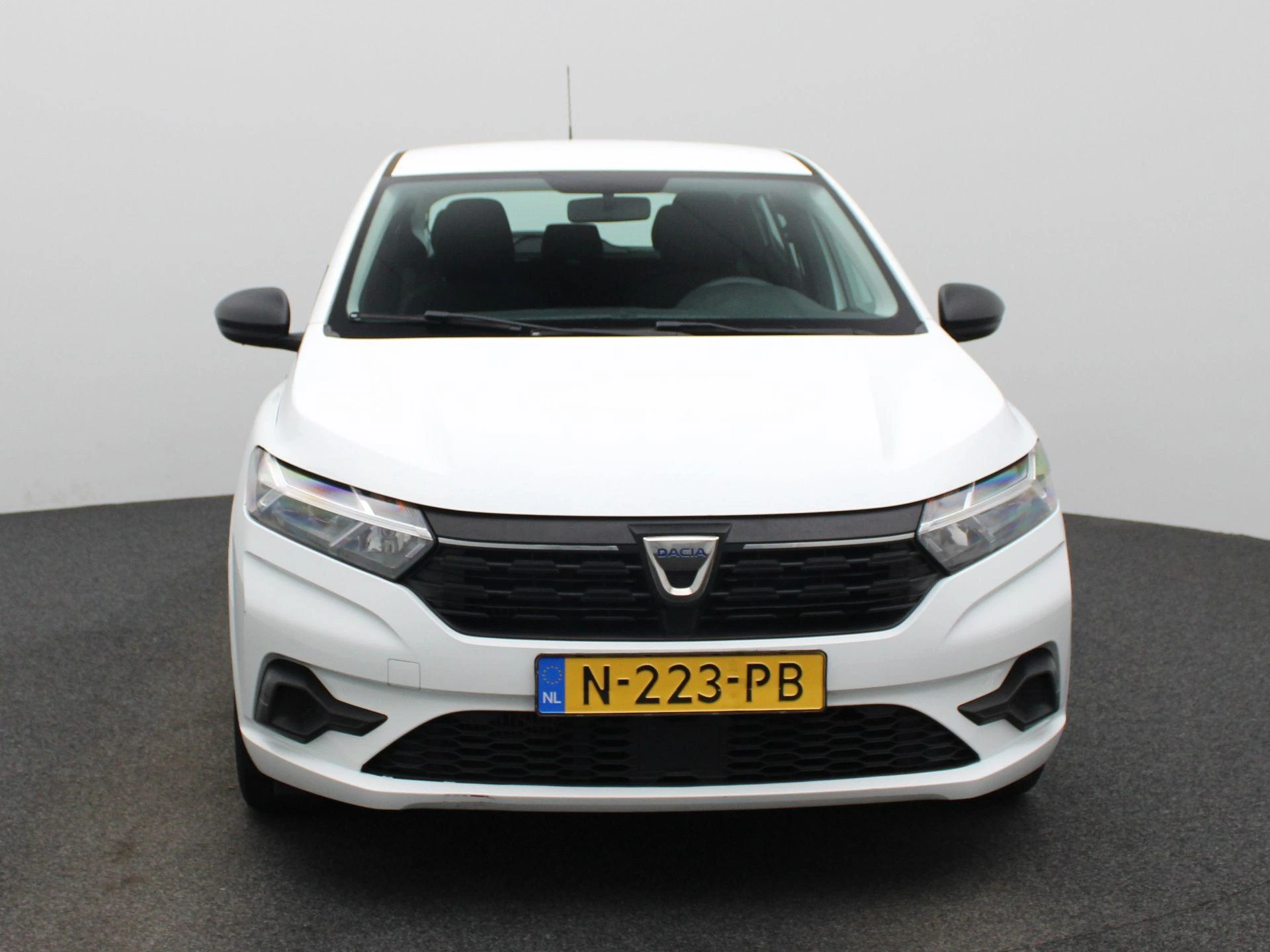 Dacia-Sandero-image-2