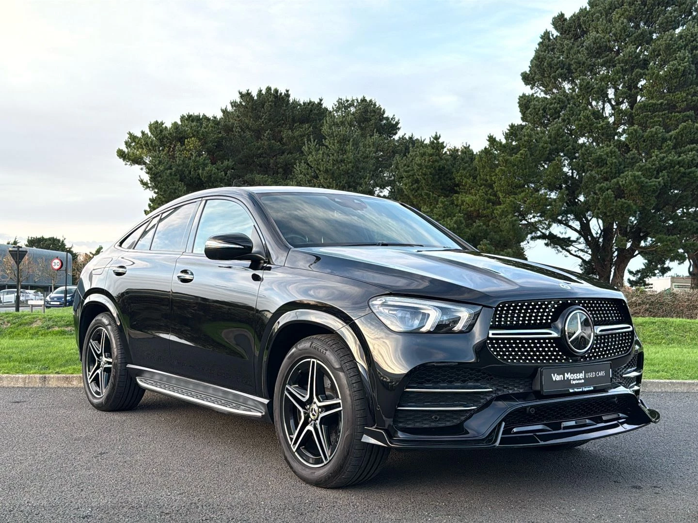 Mercedes-Benz GLE COUPE GLE 400d 4Matic AMG Line Premium + 5dr 9G-Tronic