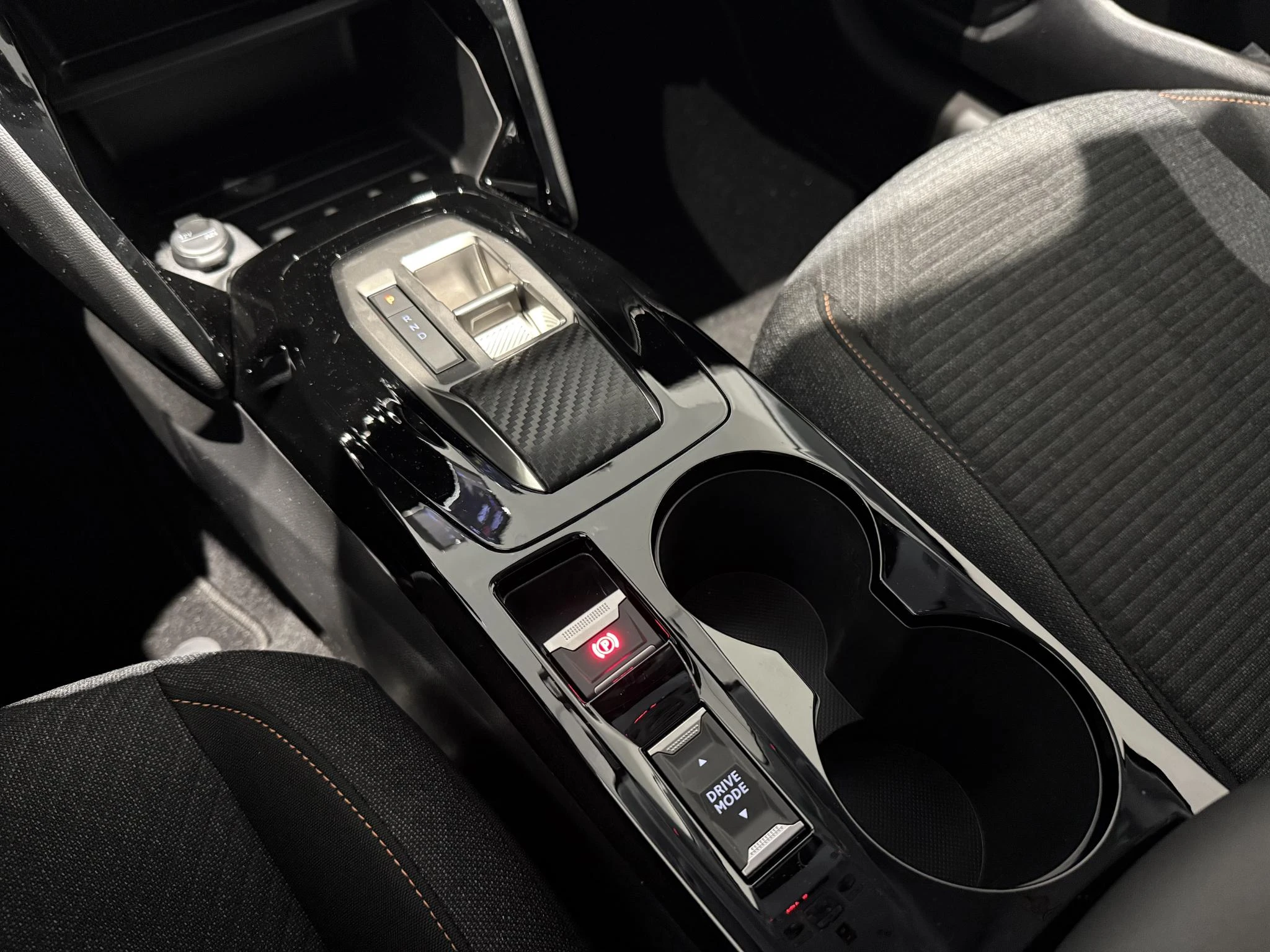 Peugeot 208 1.2 Hybrid 110 e-DCS6 Business
