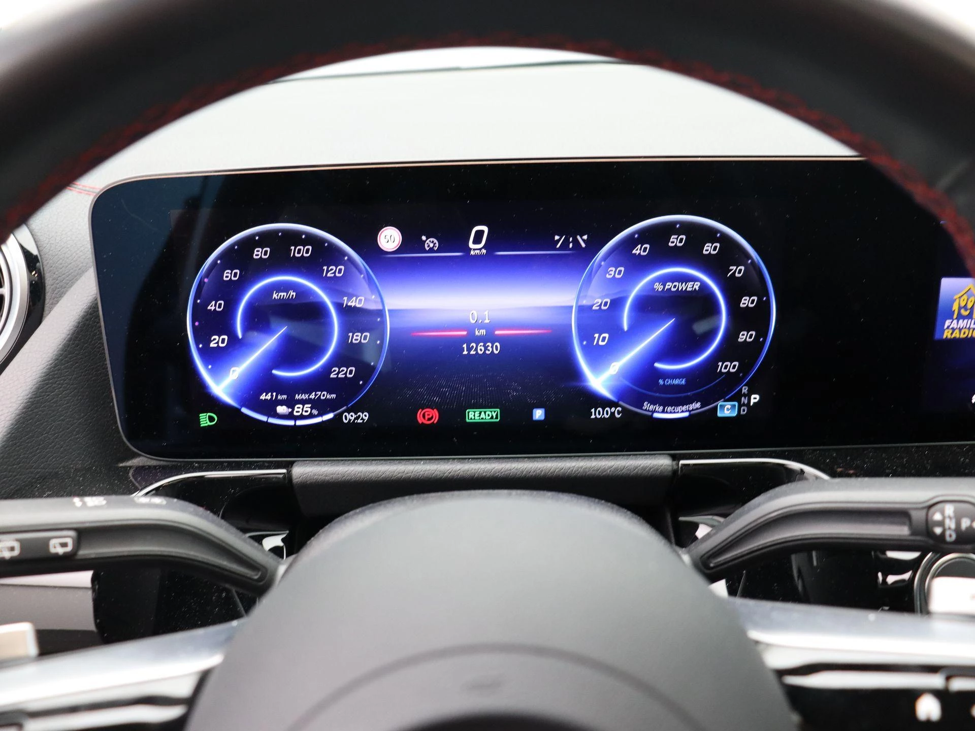 Mercedes-Benz-EQA-image-8