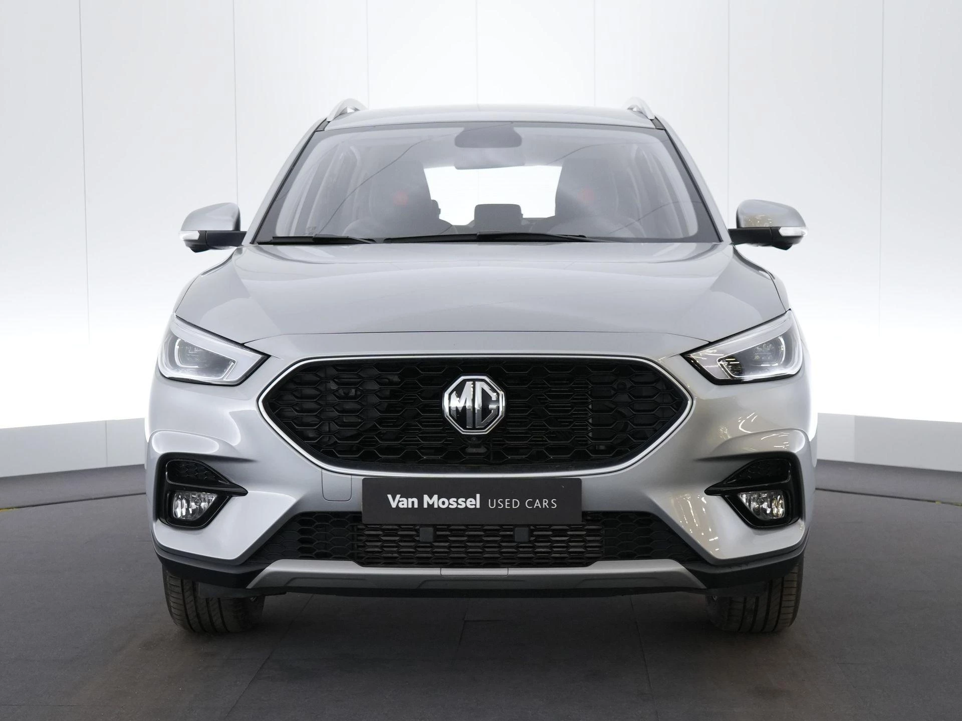 MG ZS ICE 1.0 AT LUXURY FWD