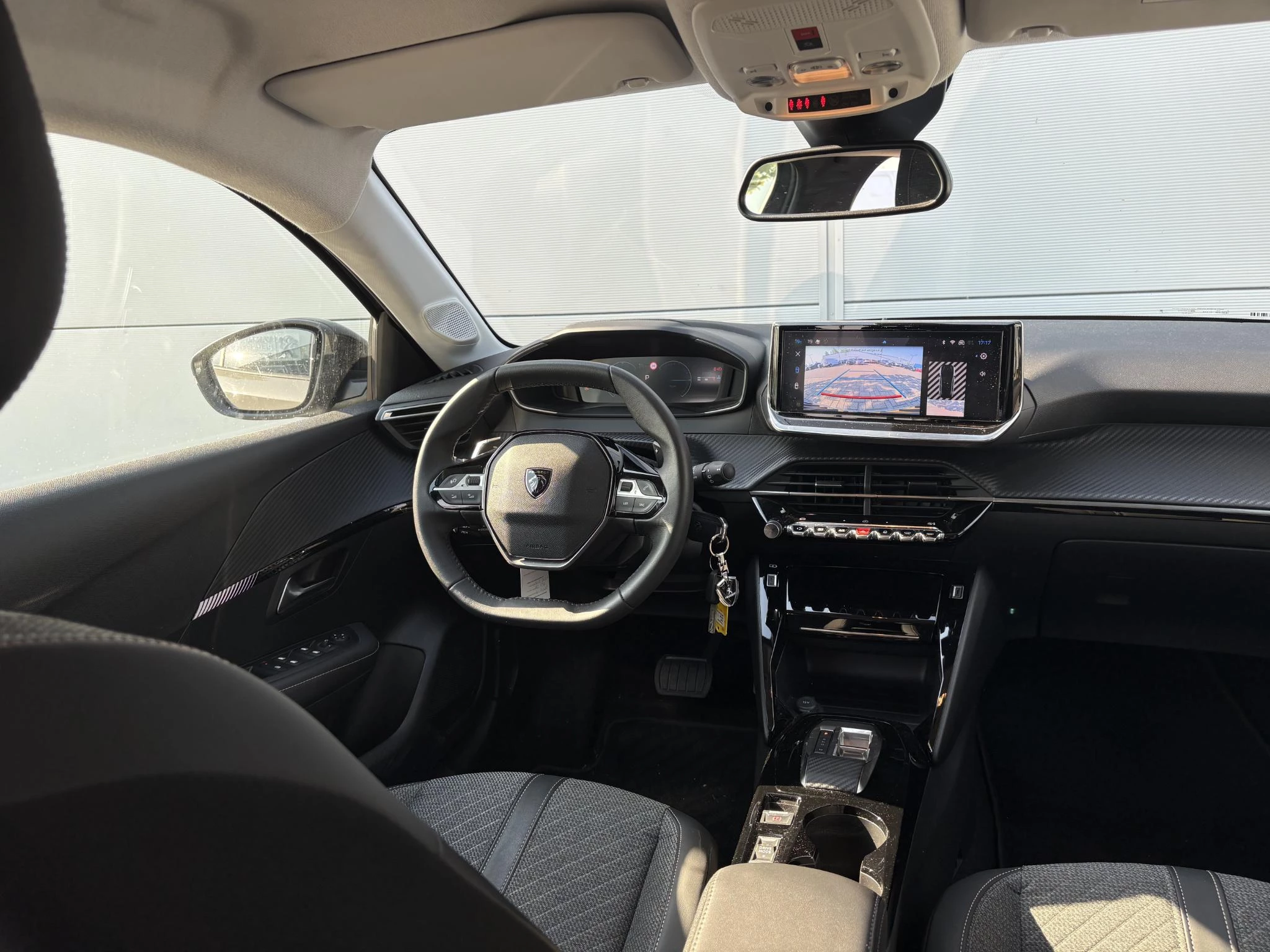 Peugeot-208-image-9