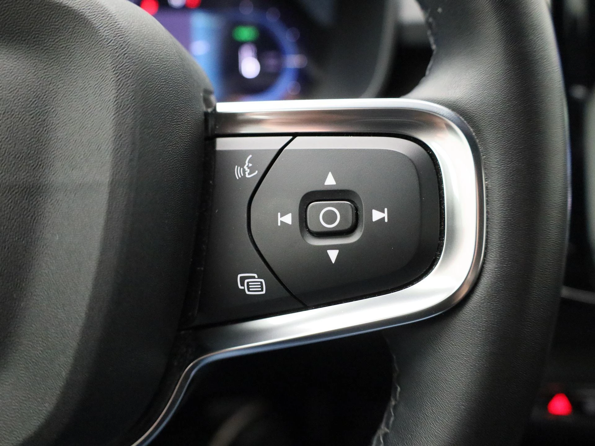 Volvo-XC40-image-17
