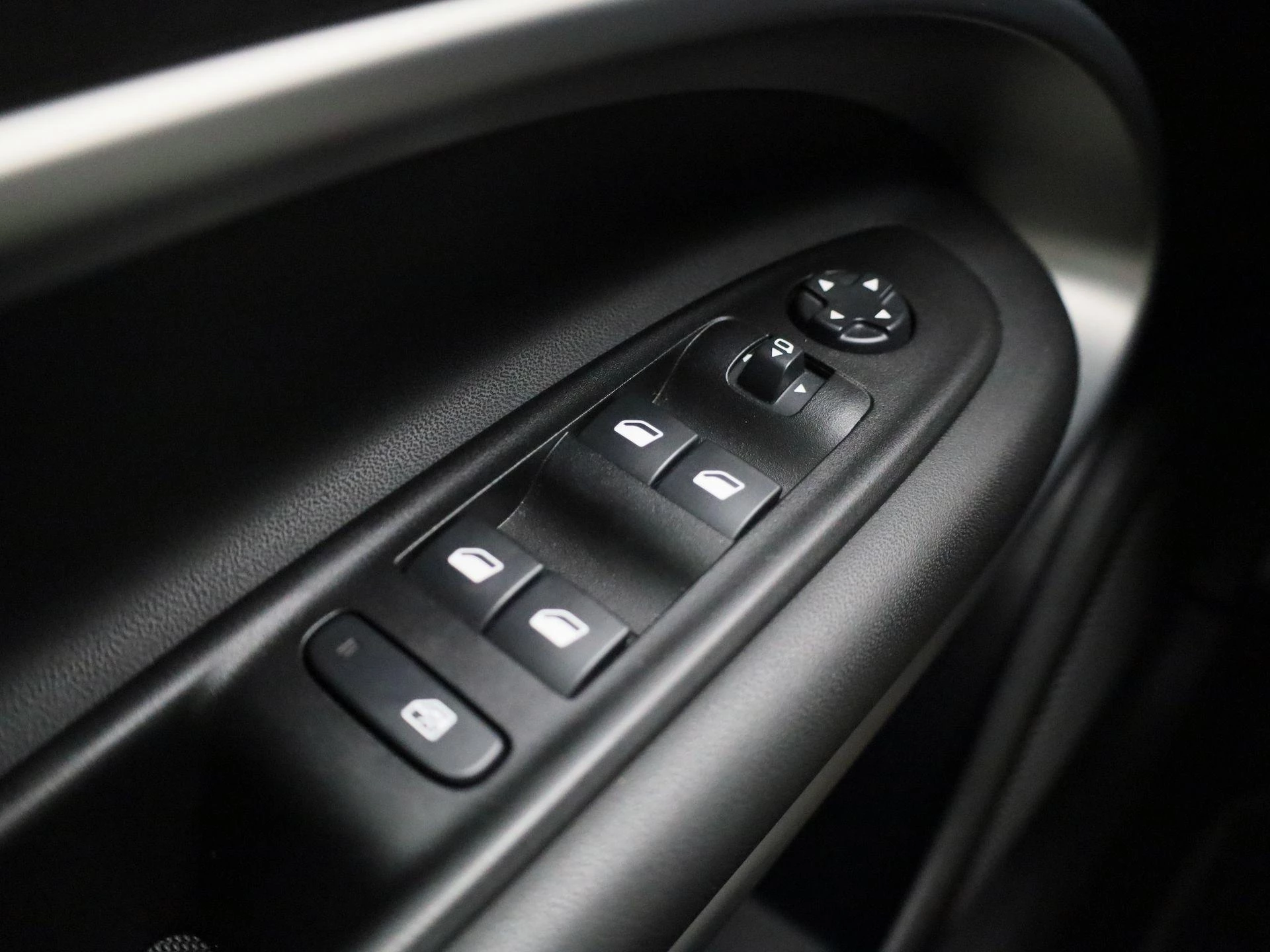 Jeep-Avenger-image-21
