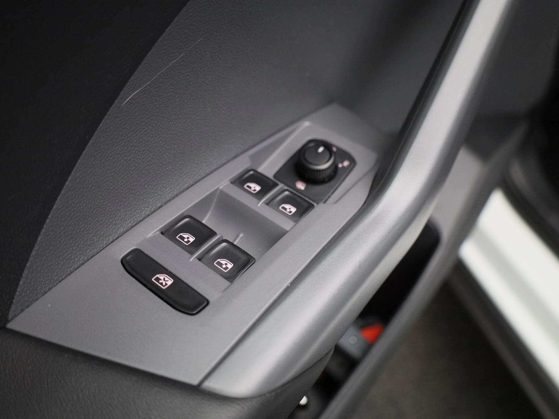 Volkswagen-T-Cross-image-24