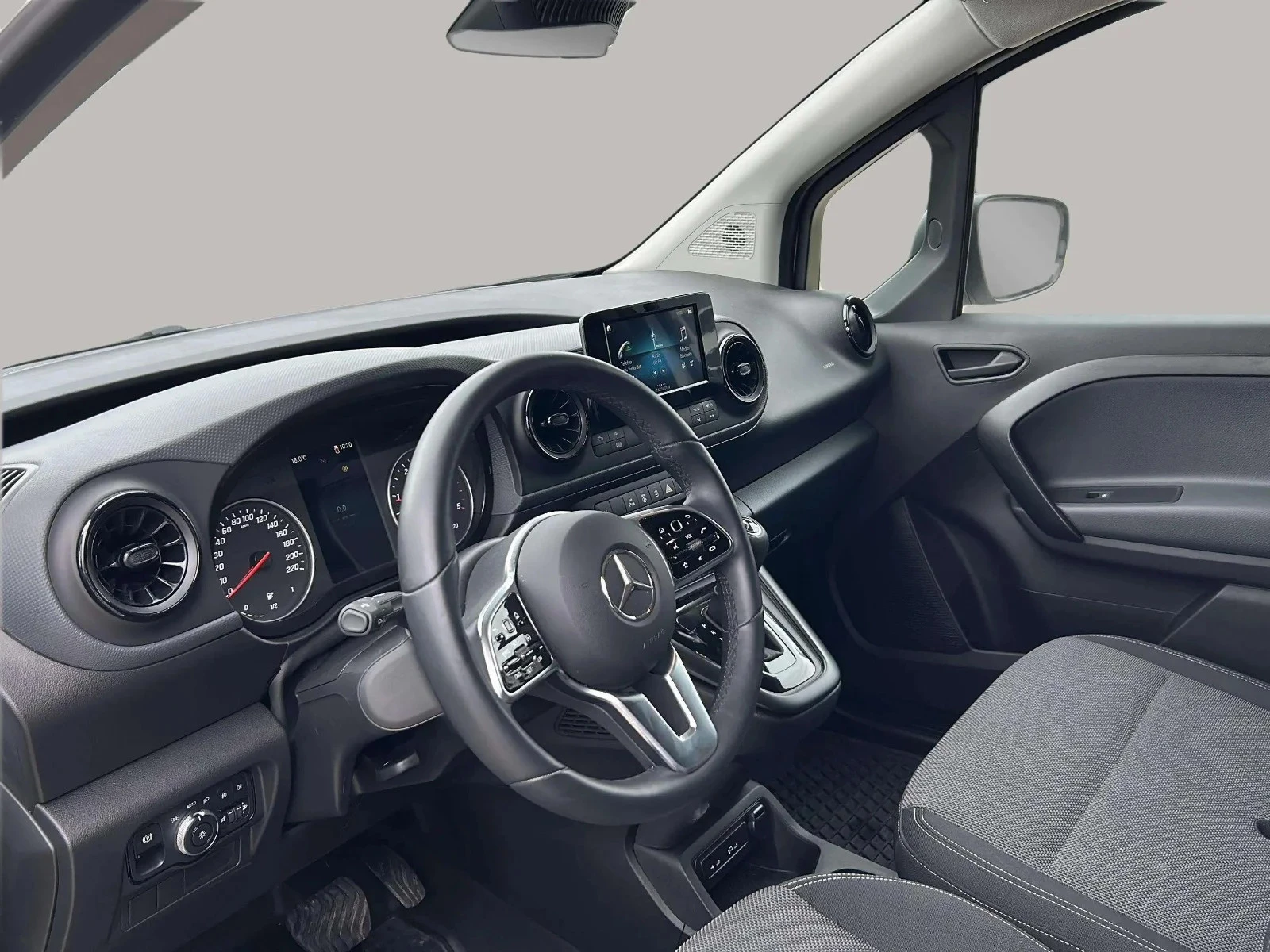 Mercedes-Benz-eCitan-image-8