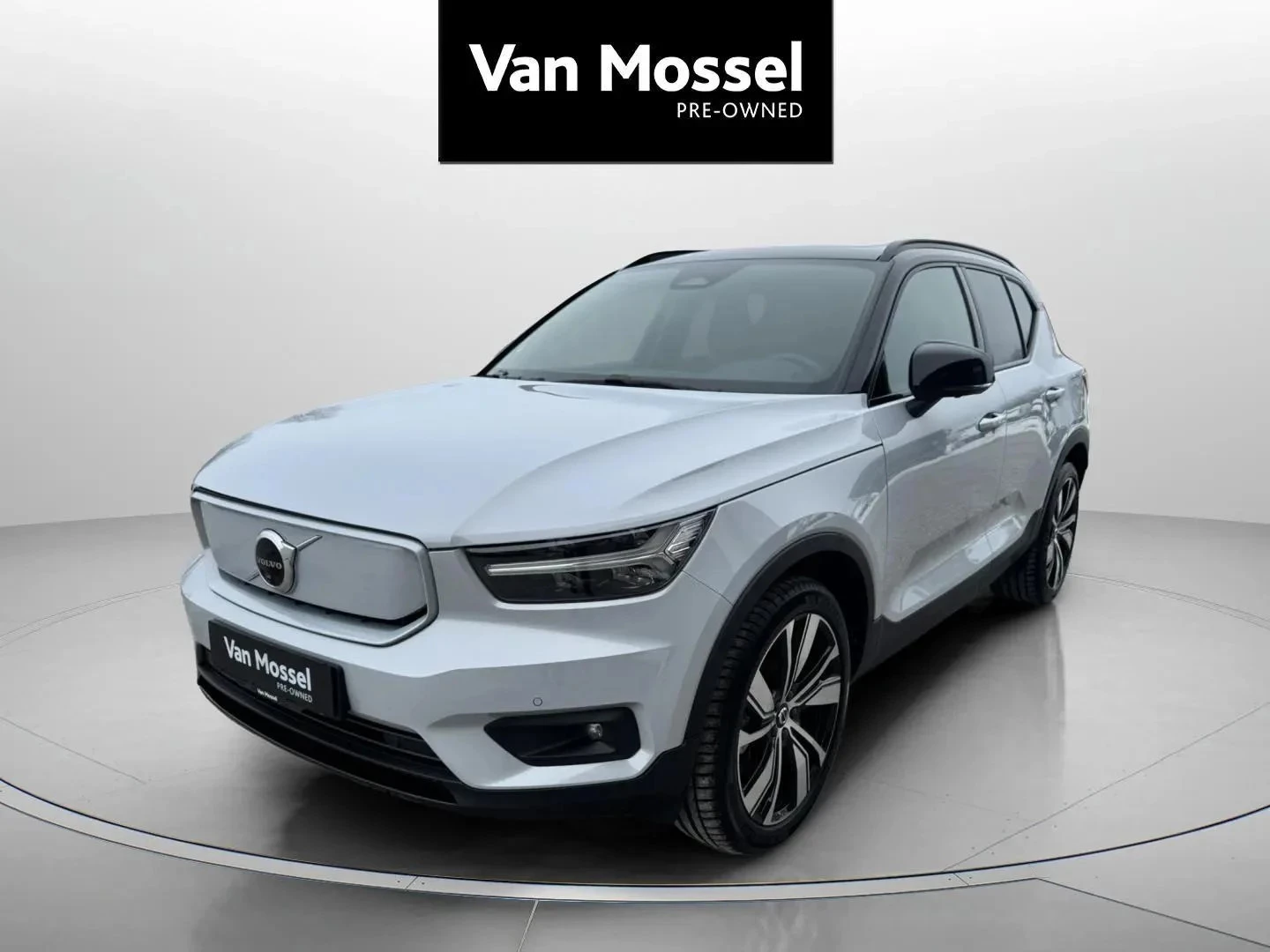 Volvo-XC40-image-0