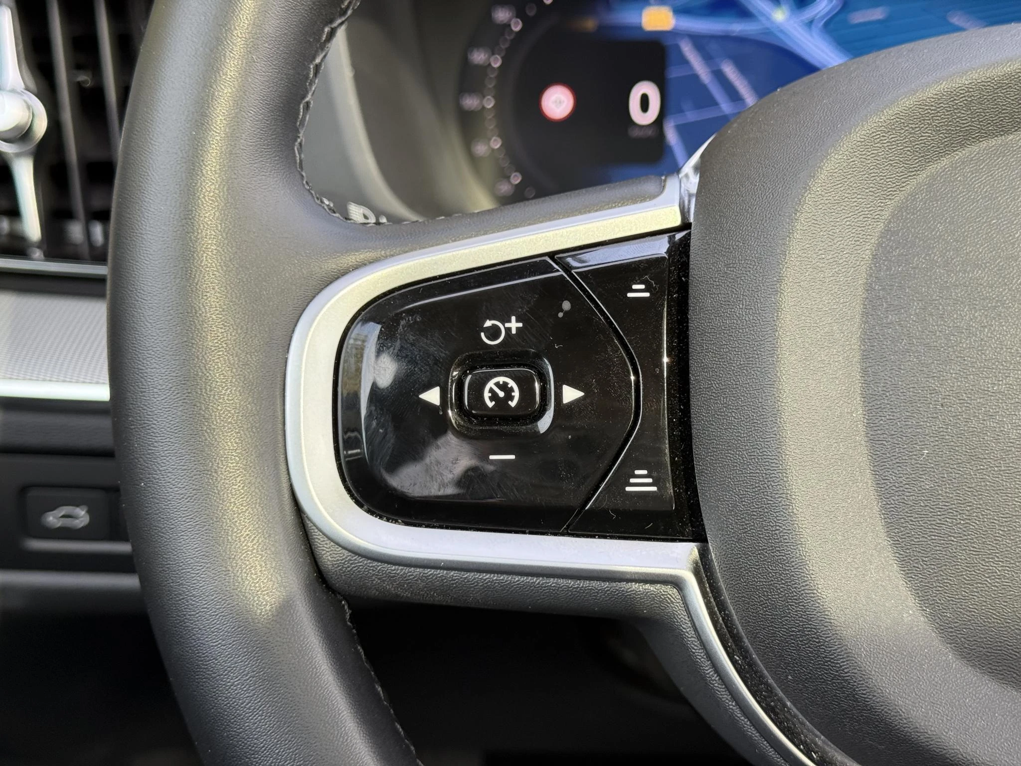 Volvo-XC60-image-27