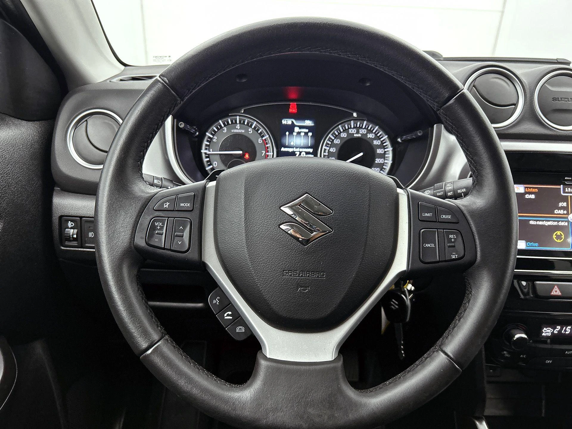 Suzuki-Vitara-image-28
