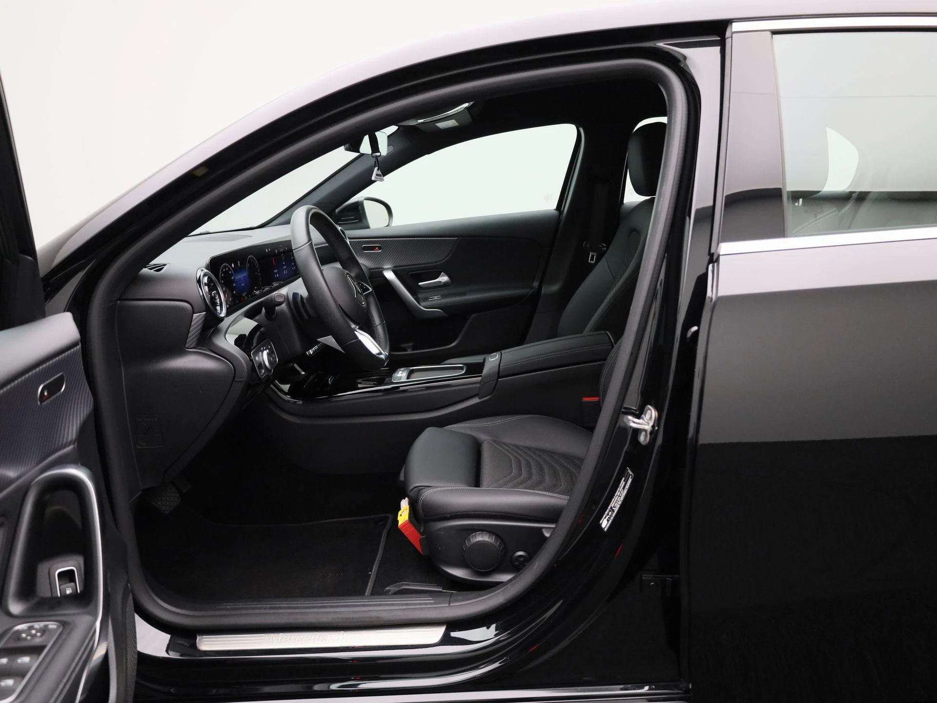 Mercedes-Benz-Classe A-image-8