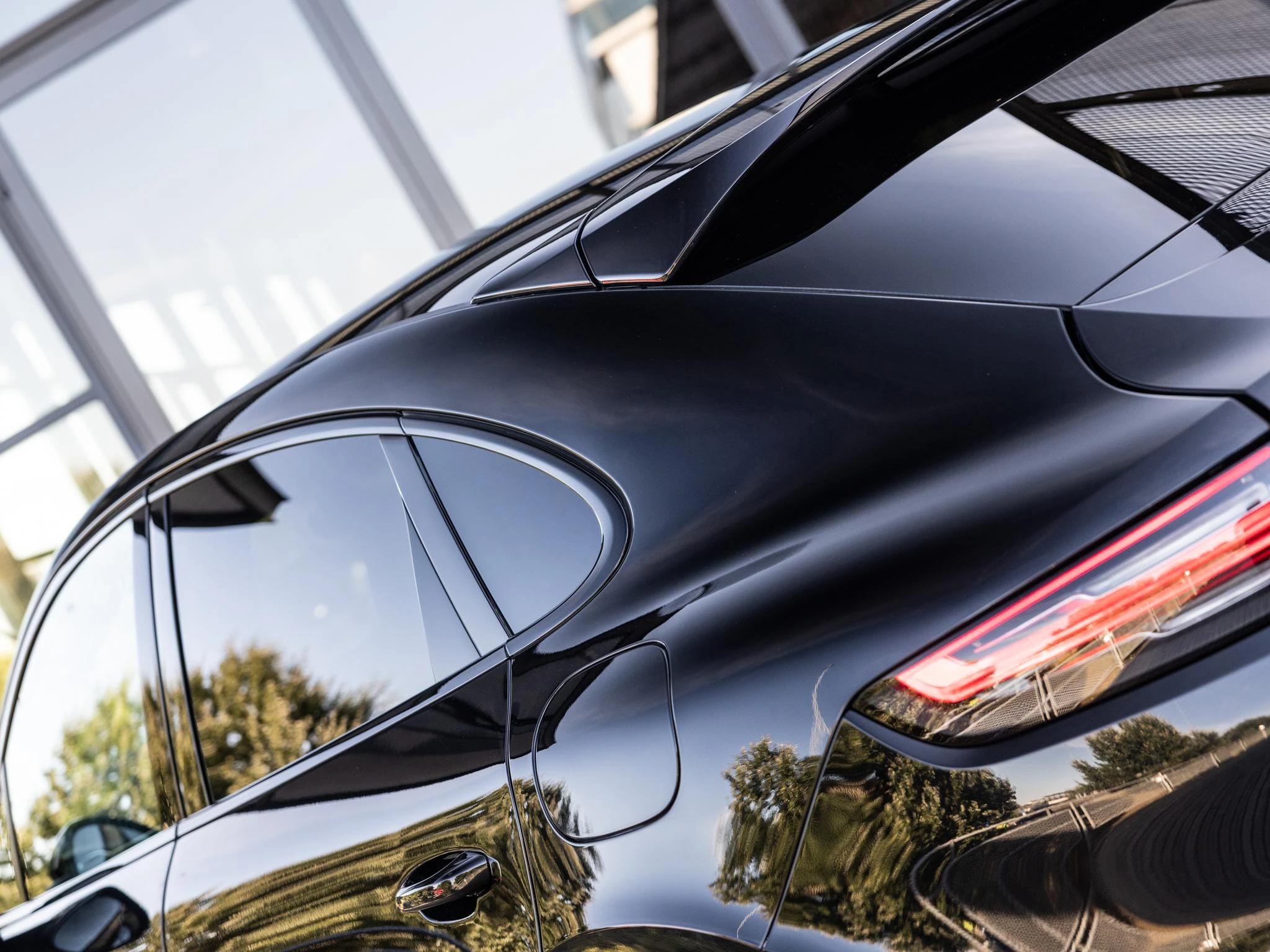 Porsche-Cayenne-image-6