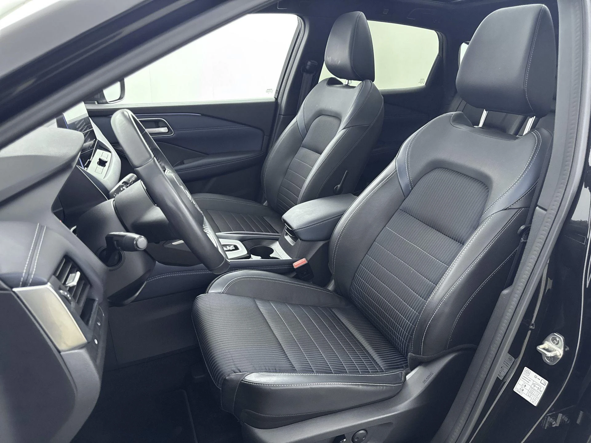 Nissan-QASHQAI-image-21