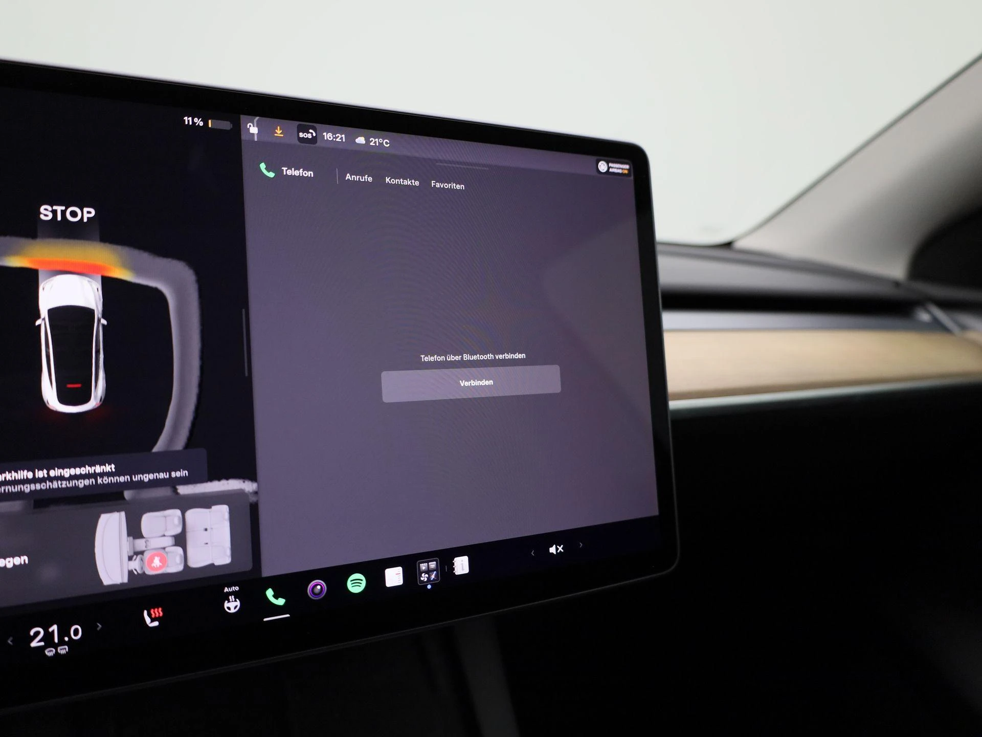 Tesla-Model Y-image-18