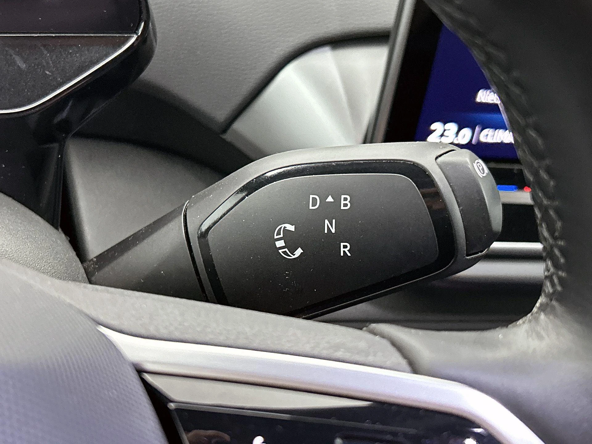 Volkswagen-ID.4-image-10